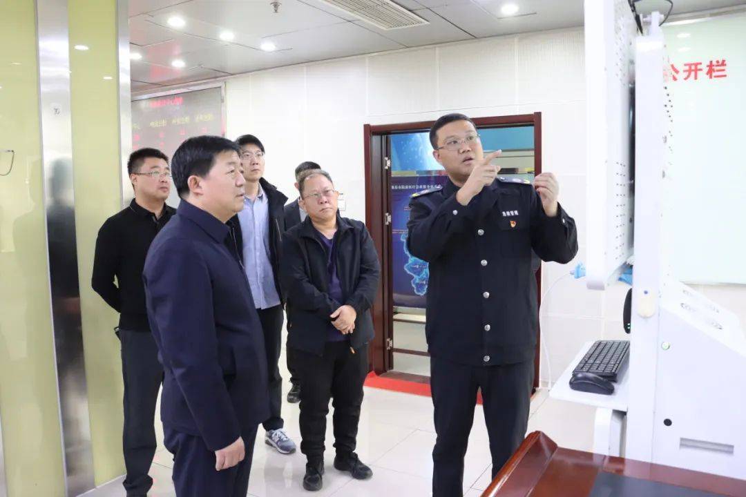 党组书记、主任李庆辉到市卫生急救中心调研PG电子麻将胡了2模拟器廊坊市卫生健康委(图2)