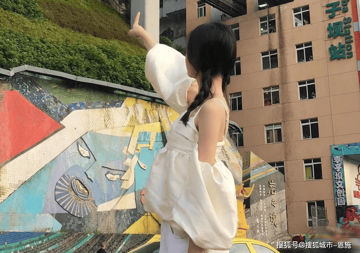 行程专业导游聘请攻略与定制小团精选!PG麻将胡了免费模拟器重庆四日游最佳(图2) 行程专业导游聘请攻略与定制小团精选!PG麻将胡了免费模拟器重庆四日游最佳(图2)